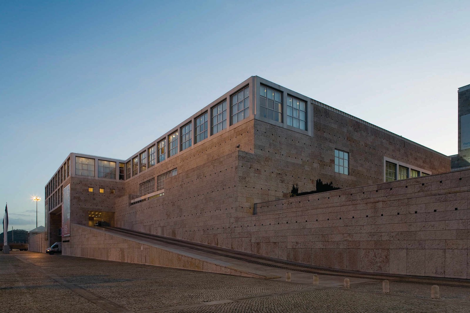 Centro Cultural de Belém Lisbon - 1993 3